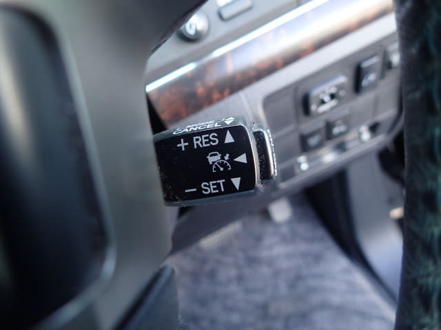 TOYOTA Land Cruiser thumbnail 106