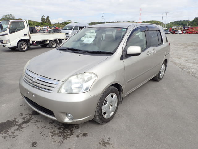 2005 TOYOTA Raum