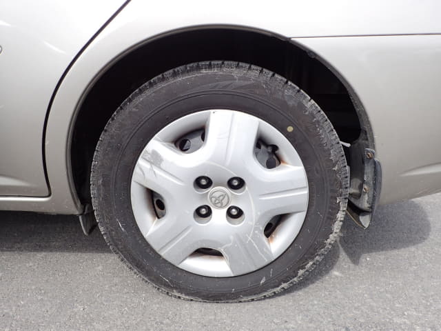 TOYOTA Raum thumbnail 10