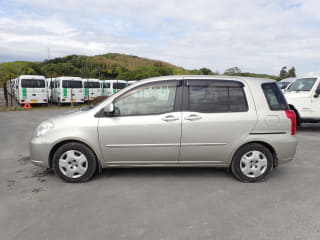 2005 TOYOTA Raum