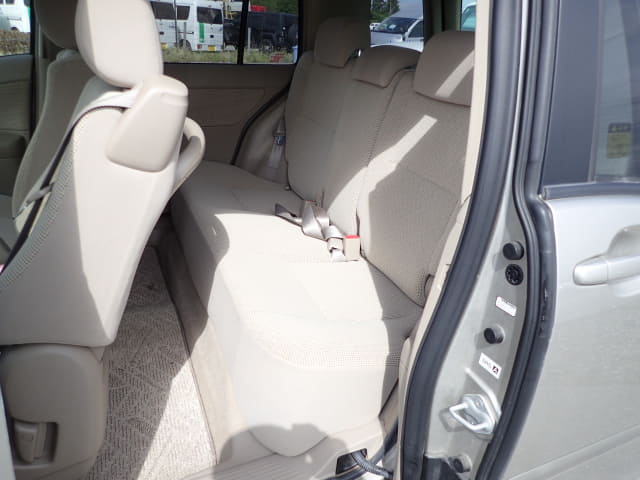 TOYOTA Raum thumbnail 27