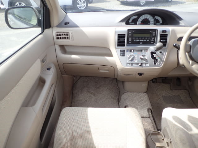 TOYOTA Raum thumbnail 31