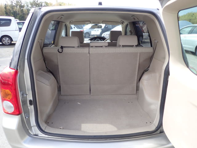 TOYOTA Raum thumbnail 28