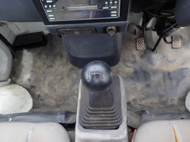 MITSUBISHI Minicab Truck thumbnail 30