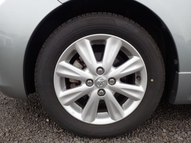 TOYOTA Vitz thumbnail 9