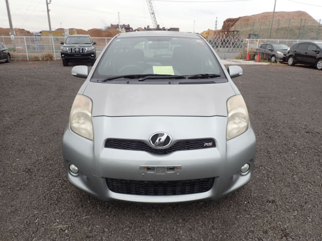 TOYOTA Vitz thumbnail 8