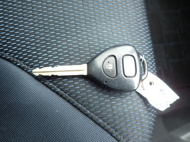 TOYOTA Vitz thumbnail 40