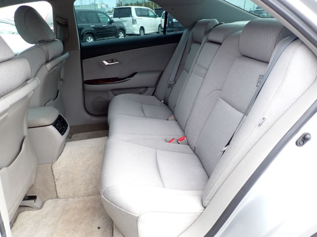TOYOTA Crown thumbnail 27
