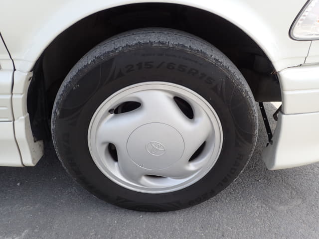TOYOTA Estima thumbnail 12