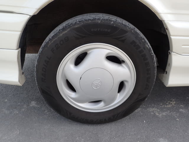TOYOTA Estima thumbnail 11