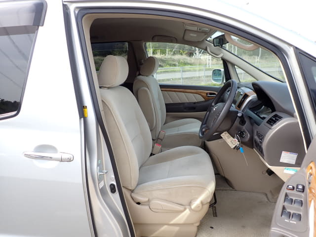 TOYOTA Alphard thumbnail 25