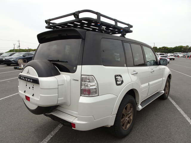 MITSUBISHI Pajero thumbnail 5