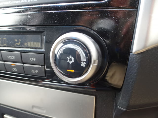MITSUBISHI Pajero thumbnail 45