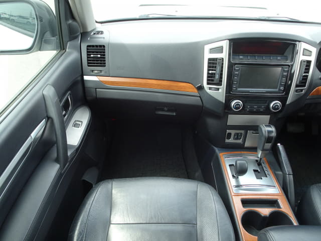 MITSUBISHI Pajero thumbnail 34