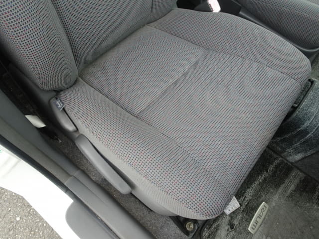 TOYOTA Raum thumbnail 41
