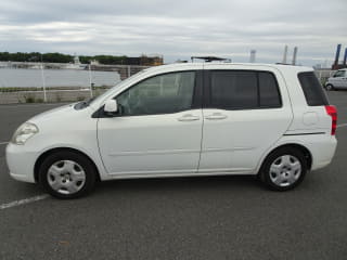 2005 TOYOTA Raum