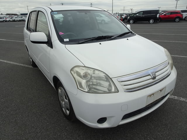 TOYOTA Raum thumbnail 7