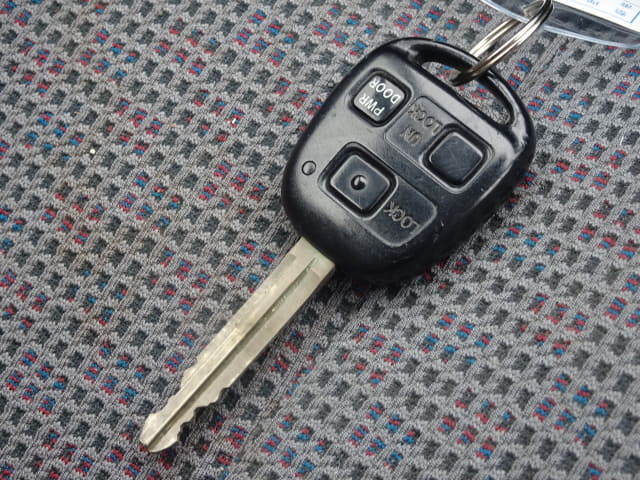 TOYOTA Raum thumbnail 39