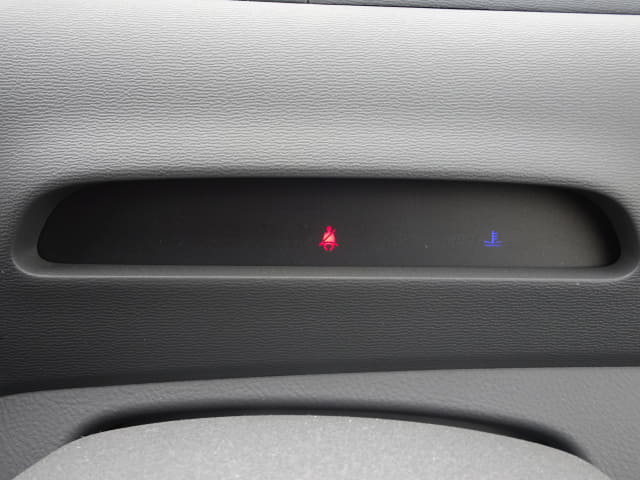 TOYOTA Raum thumbnail 33