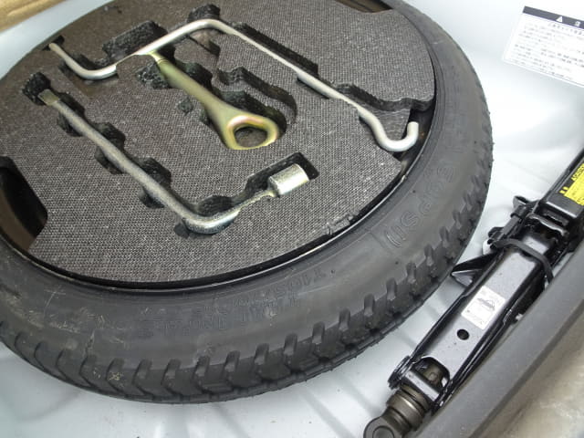 TOYOTA Raum thumbnail 29