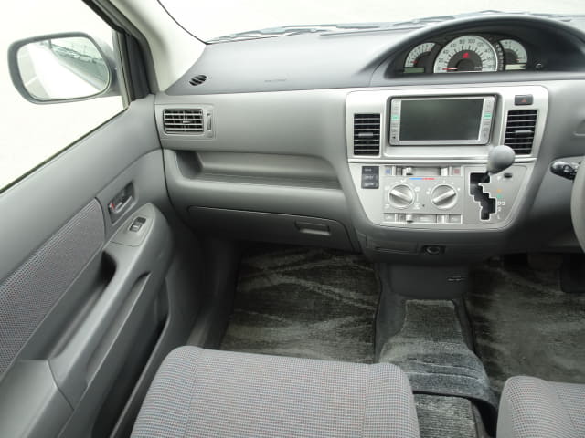 TOYOTA Raum thumbnail 31