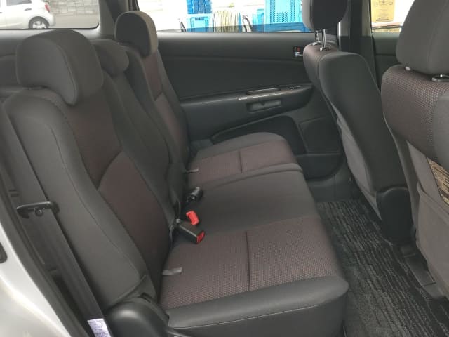 TOYOTA Wish thumbnail 47