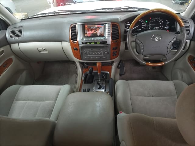 TOYOTA Land Cruiser thumbnail 54