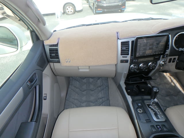 TOYOTA Hilux Surf thumbnail 33
