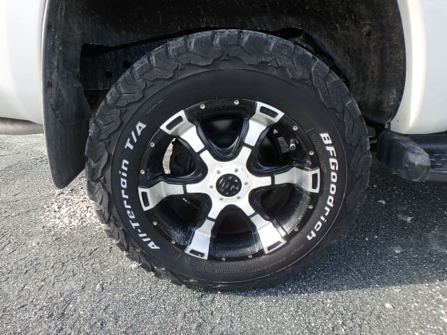 TOYOTA Hilux Surf thumbnail 11