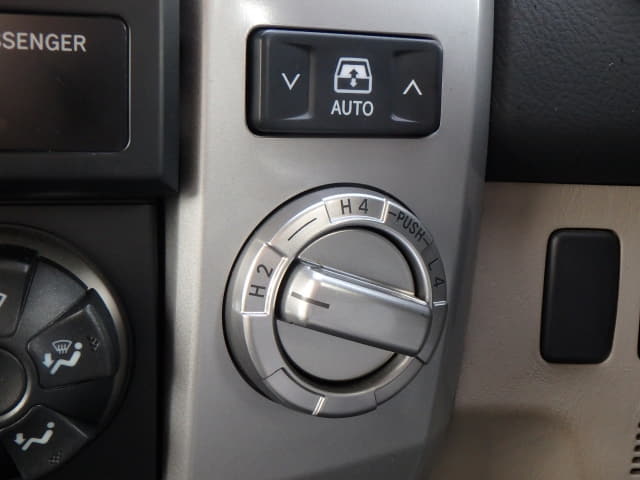 TOYOTA Hilux Surf thumbnail 41