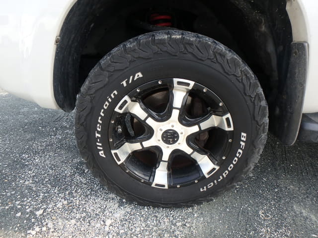 TOYOTA Hilux Surf thumbnail 9