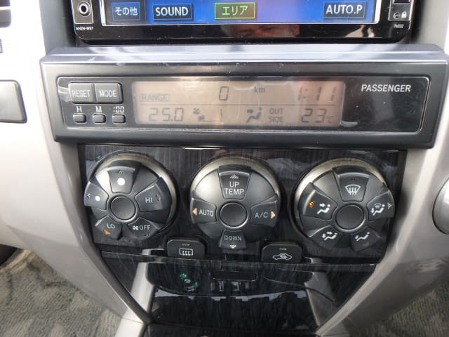 TOYOTA Hilux Surf thumbnail 35