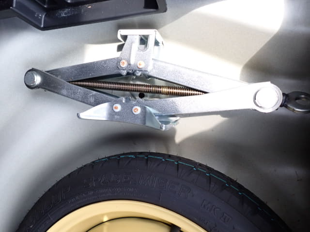 TOYOTA Corolla Fielder thumbnail 33