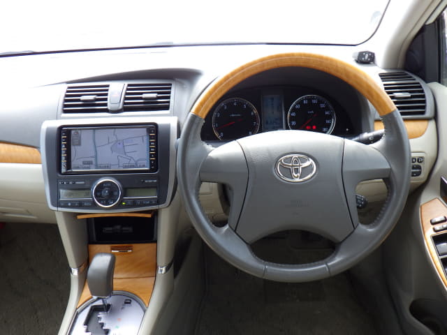 TOYOTA Premio thumbnail 32