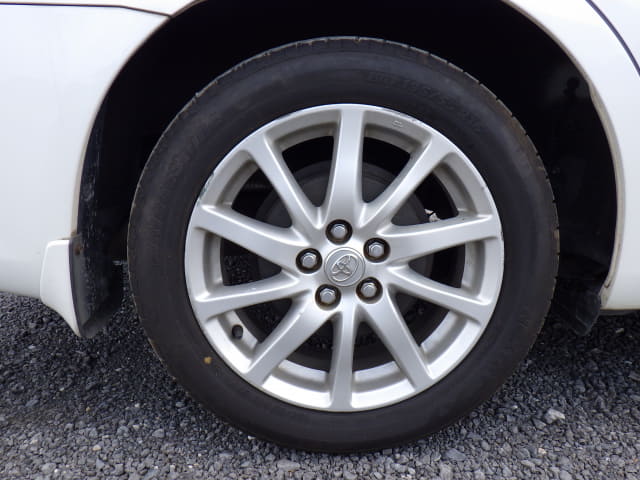 TOYOTA Premio thumbnail 11