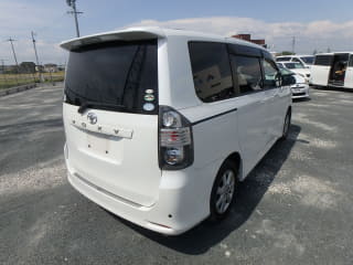 2007 TOYOTA Voxy