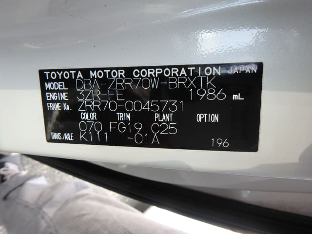 TOYOTA Voxy thumbnail 52