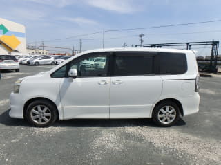 2007 TOYOTA Voxy