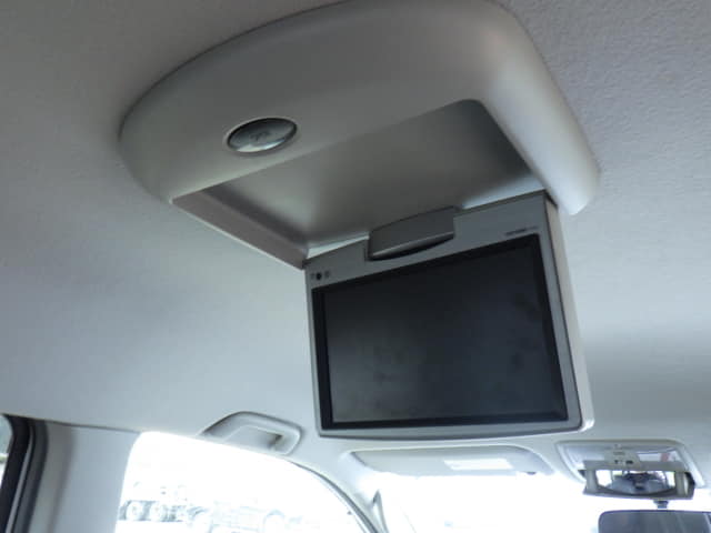 TOYOTA Voxy thumbnail 33