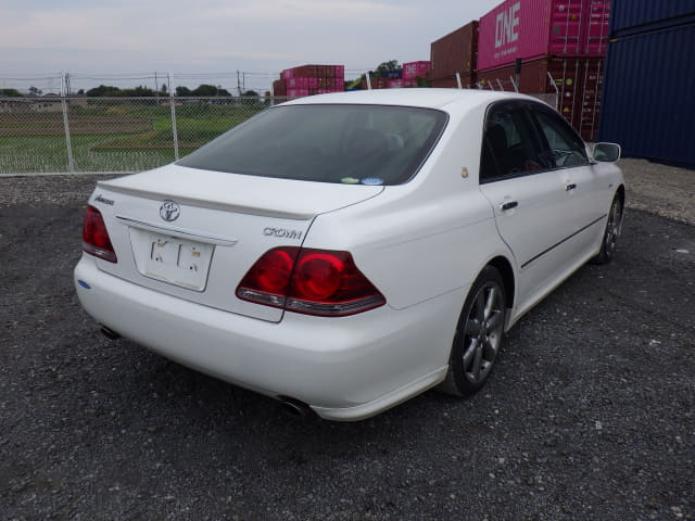 TOYOTA Crown thumbnail 5