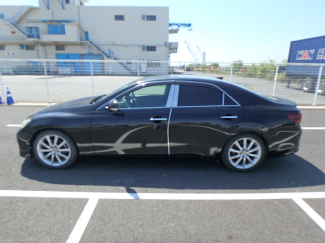 TOYOTA Mark X thumbnail 2