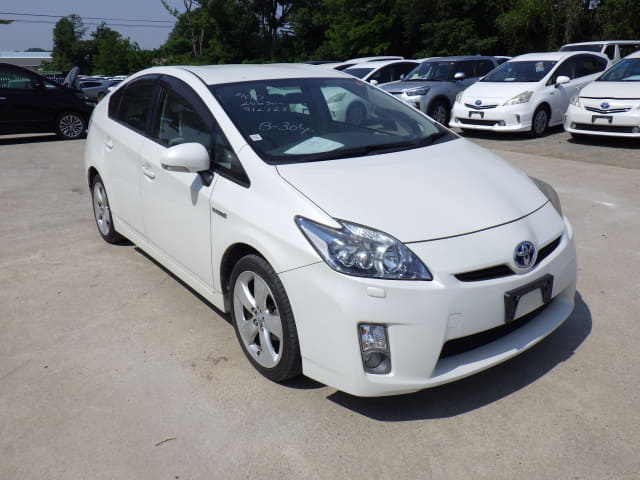 TOYOTA Prius thumbnail 7