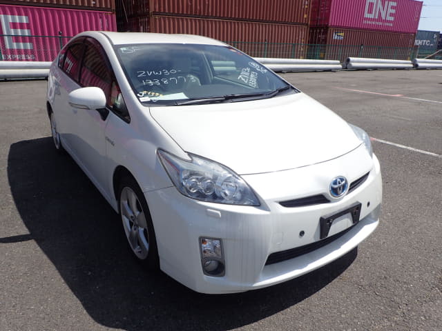TOYOTA Prius thumbnail 7