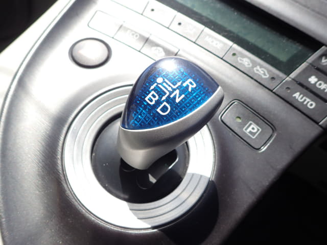TOYOTA Prius thumbnail 39
