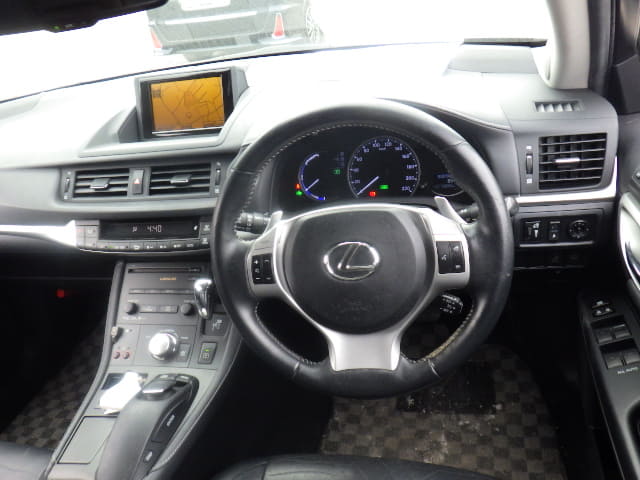 LEXUS CT thumbnail 30