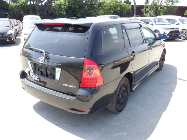 TOYOTA Corolla Fielder thumbnail 5