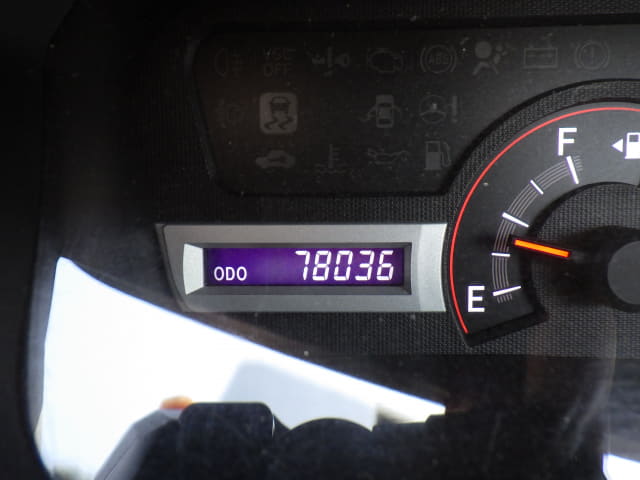 TOYOTA Voxy thumbnail 35