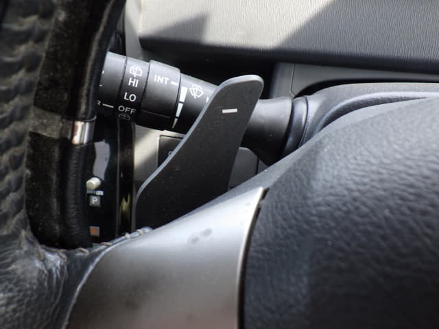 TOYOTA Voxy thumbnail 43