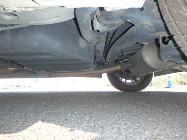 TOYOTA Noah thumbnail 18