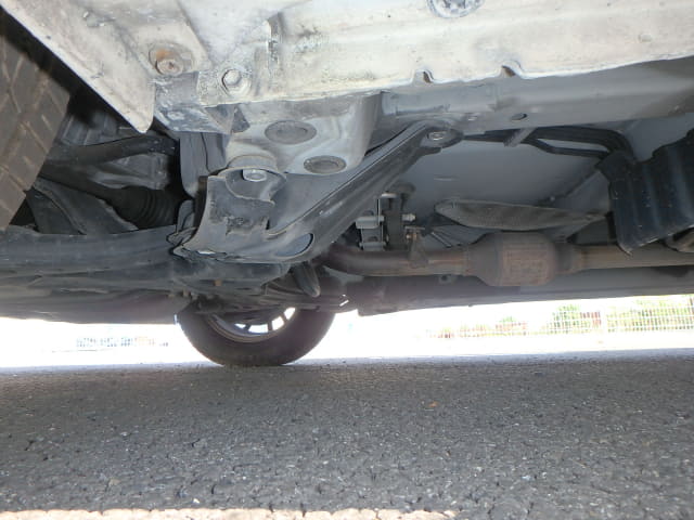 TOYOTA Noah thumbnail 17